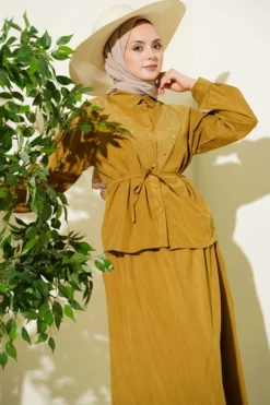 V Stone Embellished Tencel Skirt Set Stone