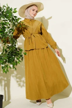 Alternative view of V Stone Embellished Tencel Skirt Set Stone