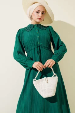 Alternative view of Collared Lace Button Dress Green