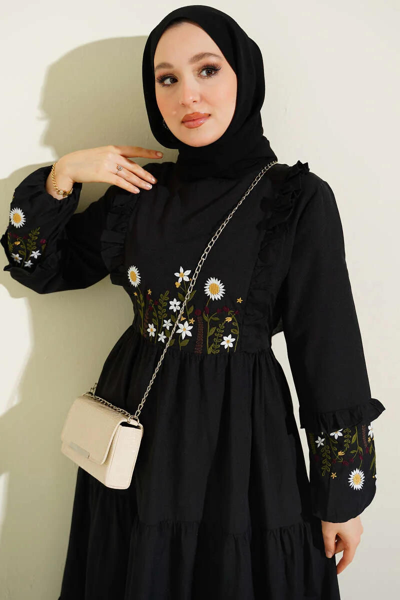 Ruffled Collar Embroidered Poplin Dress Black بالجملة dress view 2 - Hicabistan مصنع تركيا