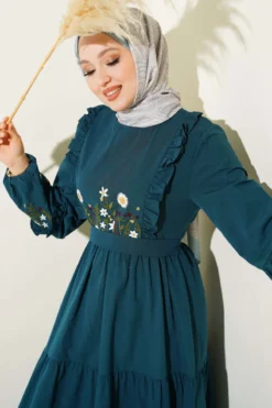 Ruffled Collar Embroidered Poplin Dress Emerald groothandel dress - Hicabistan Turkije fabriek