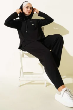 Hooded Snap Collar Two-Piece Set Black