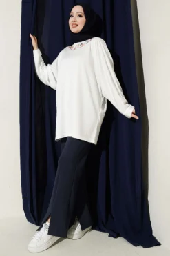 Alternative view of Floral Embroidered Collar Tunic White