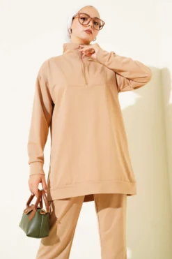 Half-Zip Two-String Two-Piece Set Camel all'ingrosso clothing set view 2 - Hicabistan fabbrica Turchia