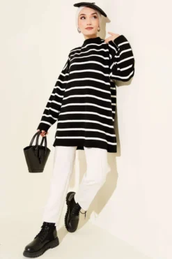 Alternative view of Striped Detail Basic Knit Tunic Black