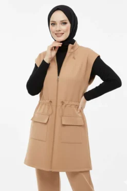 Alternative view of Vest with Elastic Waist Detail Two-Piece Set Camel