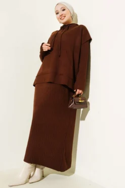 Vest Dress with Vest Knit Two-Piece Set Brown