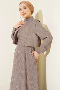 منظر بديل لـ Dress with Vest and Gingham Pattern Brown