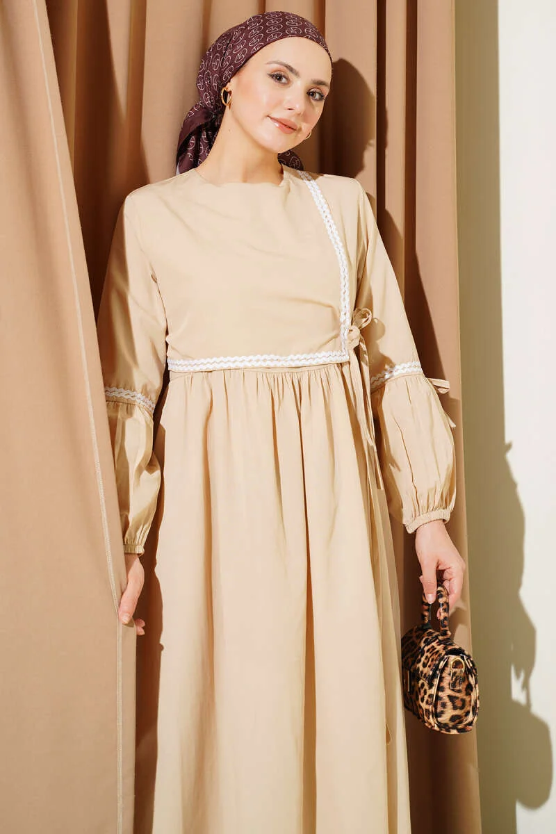 Zigzag Embroidered Side Tie Poplin Dress Beige wholesale dress view 2 - Hicabistan Turkey factory