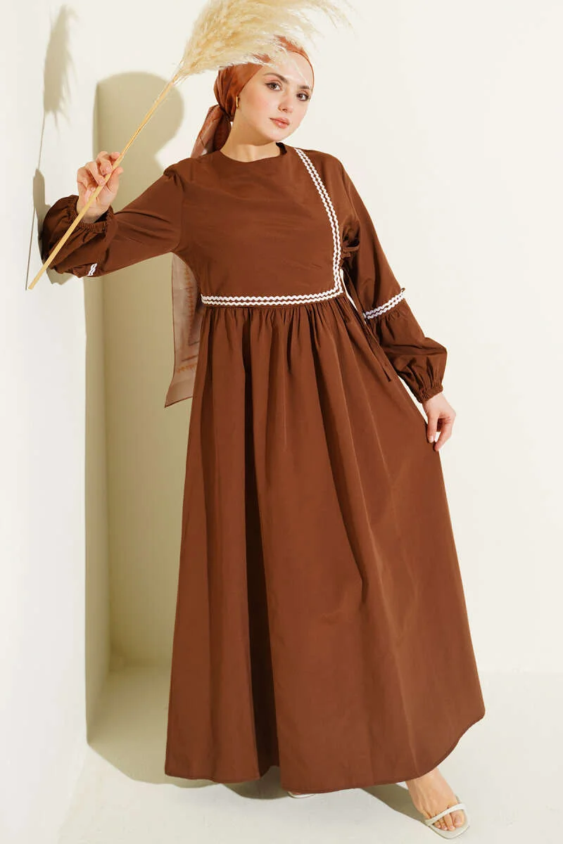 Zigzag Embroidered Side Tie Poplin Dress Brown