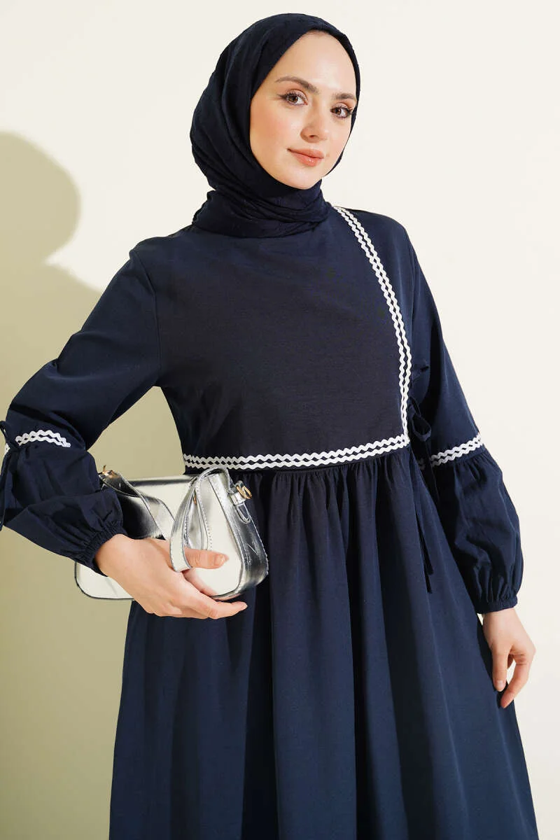 Zigzag Embroidered Side Tie Poplin Dress Navy Blue al por mayor dress - Hicabistan fábrica Turquía