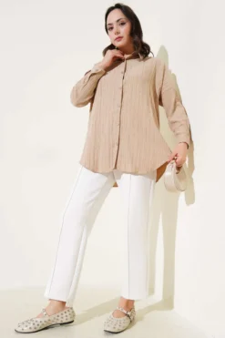 Alternative view of Basic Shirt Beige