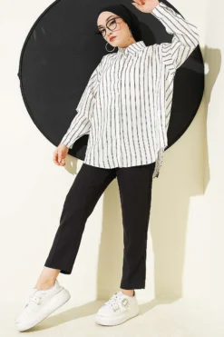 Alternative view of Back Double Pleated Striped Shirt White