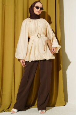 منظر بديل لـ Balloon Sleeve Tunic with Gold Buckle Beige