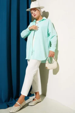 Alternative view of Basic Ankle Button Shirt Mint