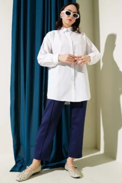 Alternative view of Basic Shirt White