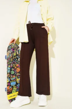 Belted Wide-Leg Trousers Brown