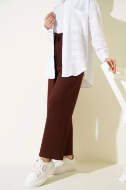 Alternative view of Belt Detail Pleated Trousers Brown