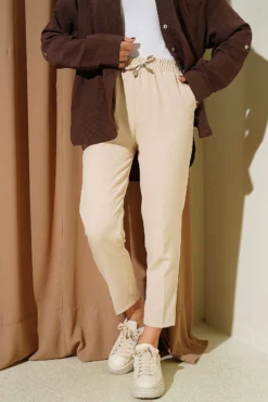 Belted Slim Fit Dobby Pants Beige