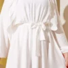 Belted Ruffled Dress Ecru en gros dress view 4 - Hicabistan usine Turquie