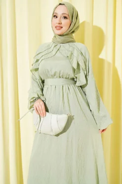 Vista alternativa di Belted Ruffled Dress
