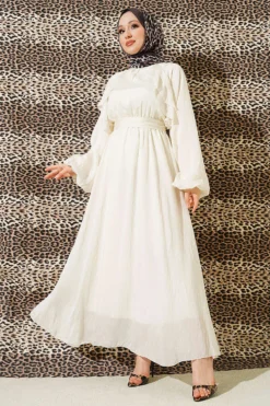 Vista alternativa di Belted Ruffled Dress Ecru