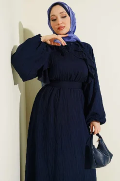 Vista alternativa di Belted Ruffled Dress Navy Blue