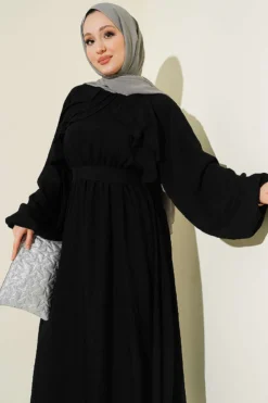 Vista alternativa di Belted Ruffled Dress Black