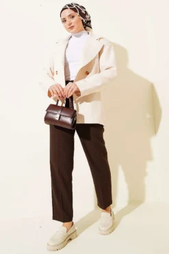 Alternative view of Carrot Pants with Belt Brown