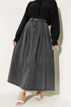 Pleated Pocket Denim Skirt