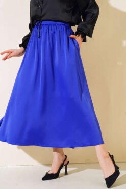 منظر بديل لـ Belted Pleated Satin Skirt