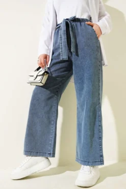 Alternative view of Elastic Waistband Belted Denim Pants Blue
