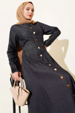 Buttoned Belted Denim Dress Navy Blue all'ingrosso dress view 2 - Hicabistan fabbrica Turchia