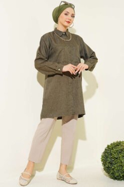 منظر بديل لـ Shirt with Double Pockets and Chain Necklace Khaki