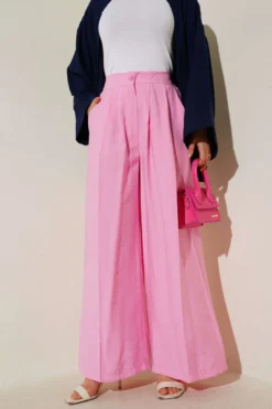 Alternative view of Buttoned Loose Pants Pink