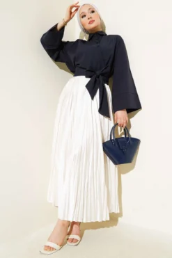 Alternative view of Buttoned Side Tied Short Shirt Navy Blue