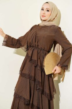 Vista alternativa de Lace Asymmetric Layered Dress Brown