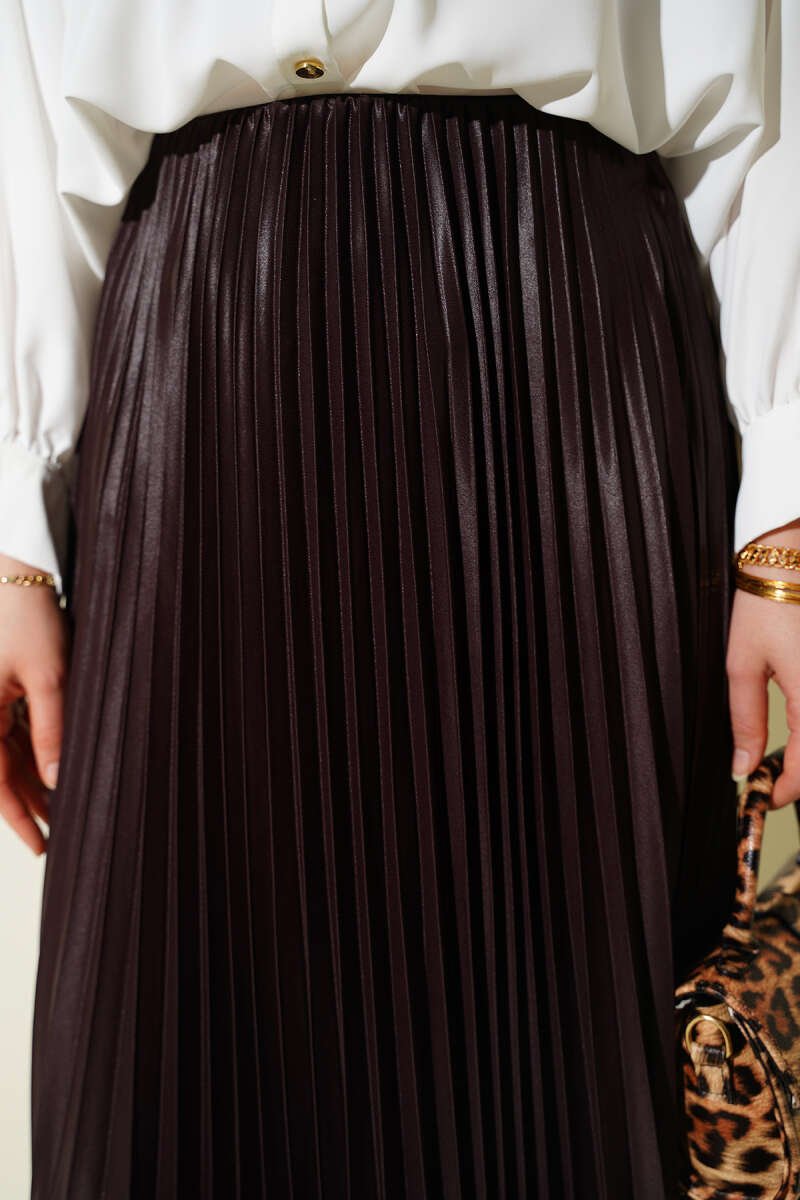 Pleated Faux Leather Skirt Brown en gros skirt view 4 - Hicabistan usine Turquie