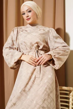 Printed Balloon Sleeve Belted Jacquard Dress Beige al por mayor dress view 2 - Hicabistan fábrica Turquía