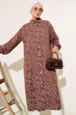 Patterned Long Shirt with Wooden Buttons Brown