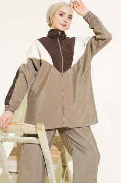 Alternative view of Zippered V Neck Color Block Two-Piece Set Mink