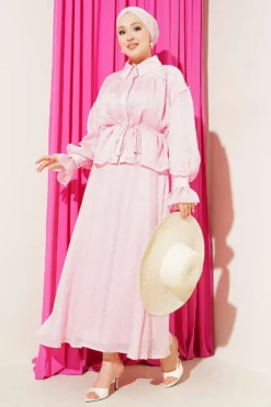 Alternative view of Ruffled Skirt Set with Chest Gathered Pink