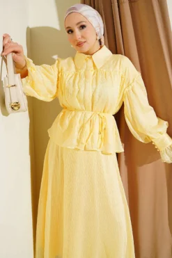 Alternative view of Ruffled Skirt Set with Chest Gathered Yellow