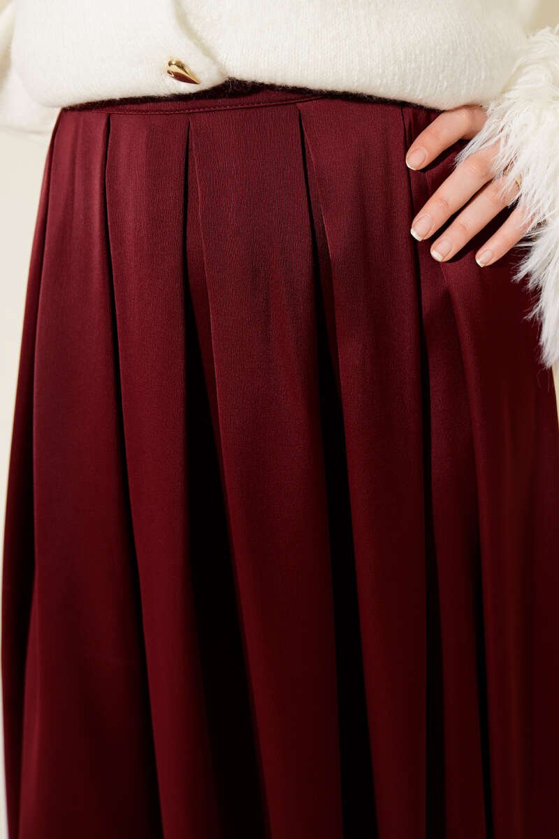 Wide Pleated Satin Skirt Burgundy en gros skirt view 4 - Hicabistan usine Turquie
