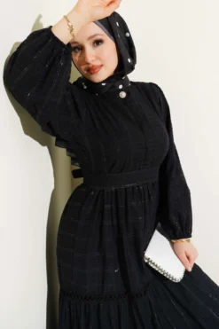 Hidden Button Belted Dress Black all'ingrosso dress view 2 - Hicabistan fabbrica Turchia