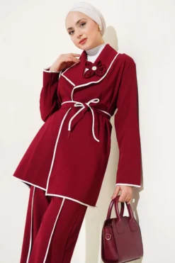 Alternative view of Floral Accessory Trimmed Two-Piece Set Burgundy