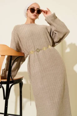 Loose Fit Striped Knit Dress Beige wholesale dress view 2 - Hicabistan Turkey factory