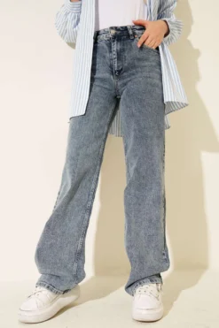 Alternative view of Double Pocket Palazzo Denim Pants