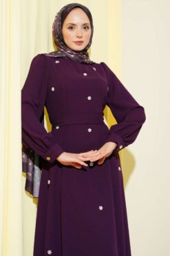 Vue alternative de Pearl Flower Belted Dress Plum