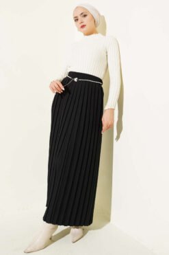 منظر بديل لـ Pearl Belted Pleated Skirt Black